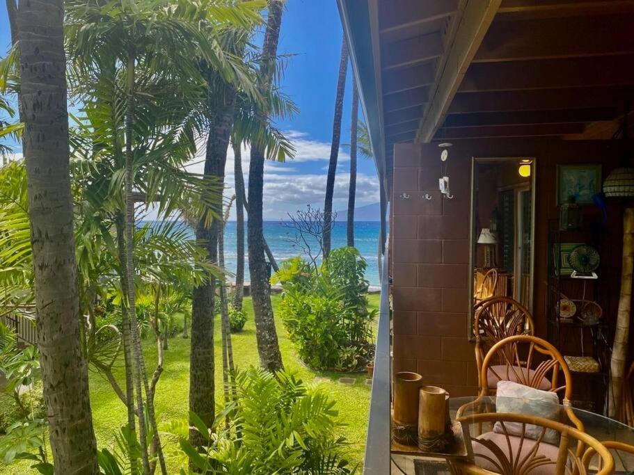 Oceanfront With Aircon-Hear The Waves-Amazing Views-Wifi Lejlighed Lahaina Eksteriør billede