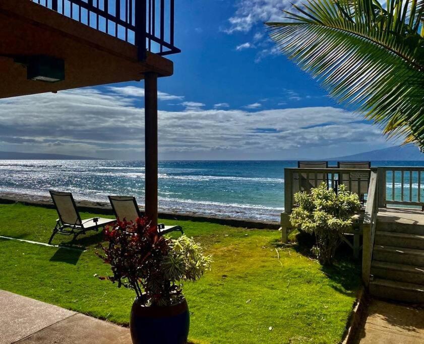 Oceanfront With Aircon-Hear The Waves-Amazing Views-Wifi Lejlighed Lahaina Eksteriør billede